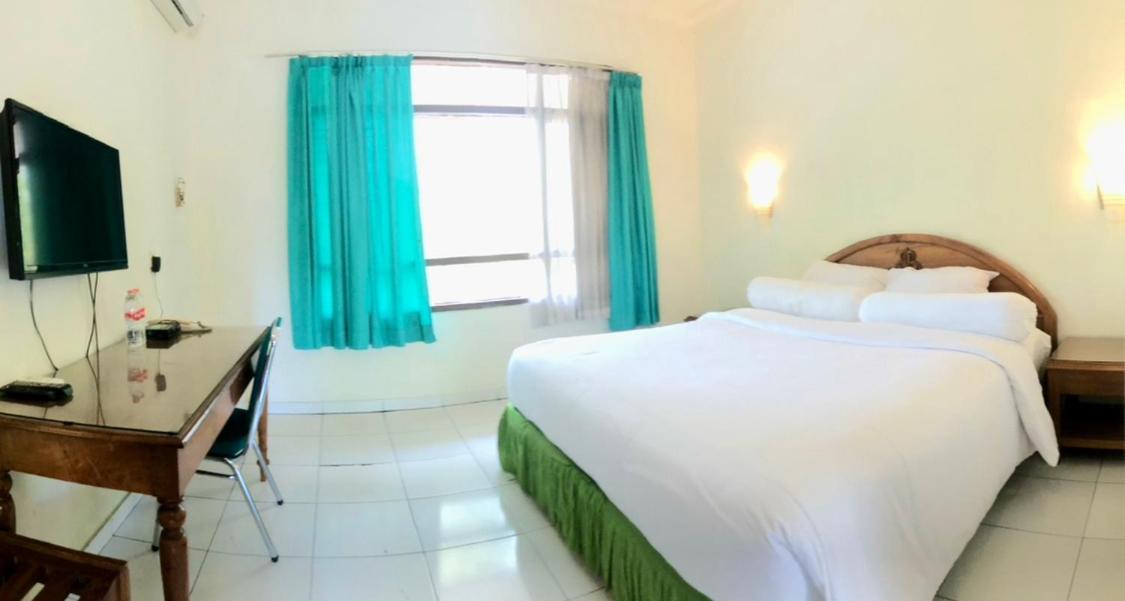 Front One Resort Indraloka Temanggung Kültér fotó
