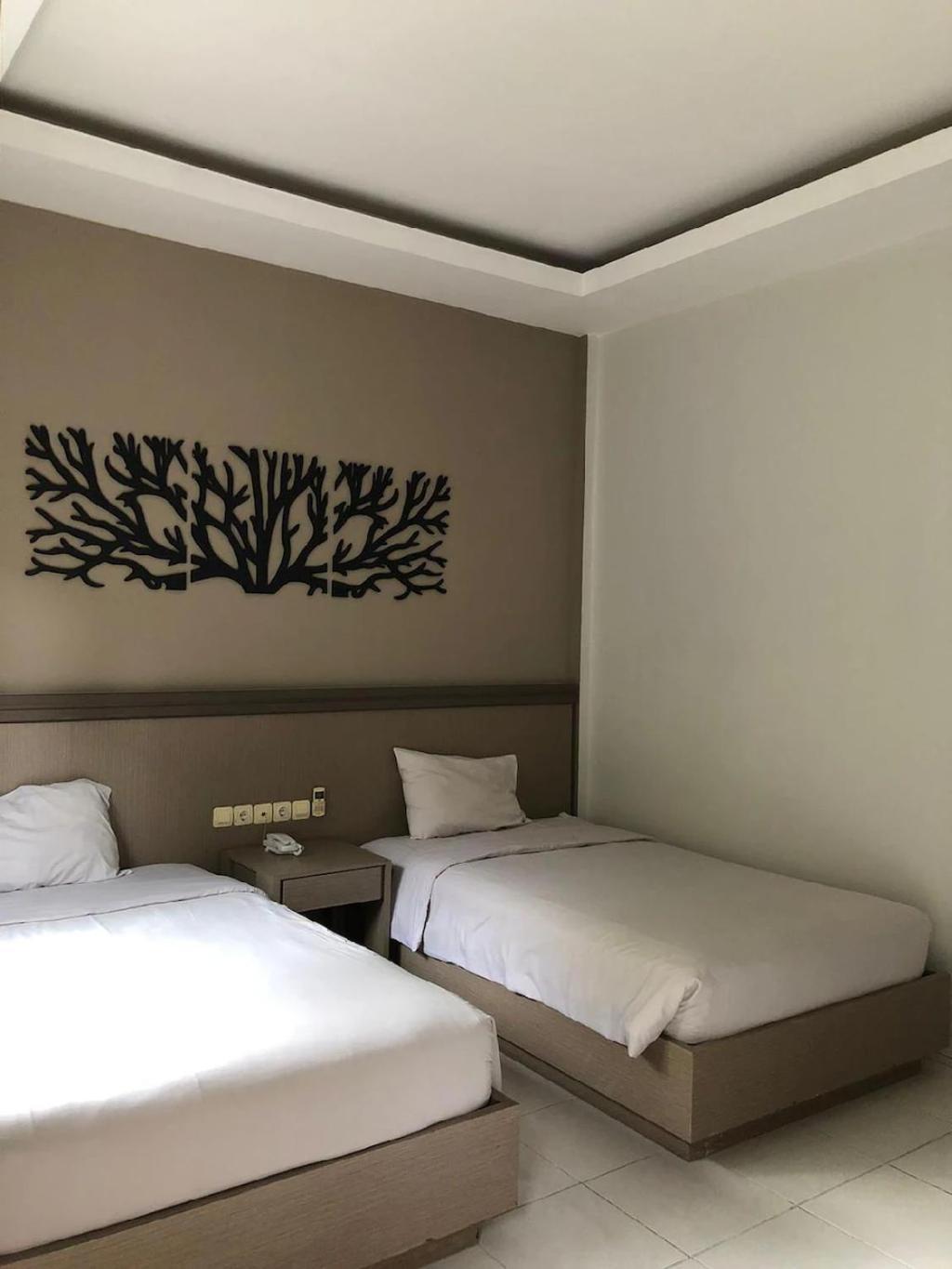 Front One Resort Indraloka Temanggung Kültér fotó